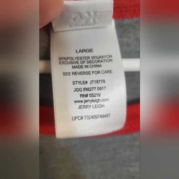 Disney Christmas shirt - Picture 5 of 6